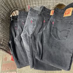 5 - Levis Jeans