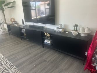 Black tv stand