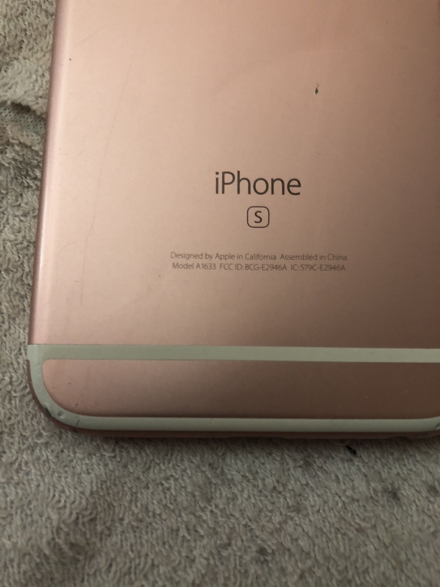 Rose gold iPhone 6S 32gb (AT&T)
