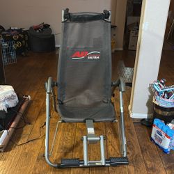 “🔥 Say goodbye to crunches! Get a stronger core at home with the Ab Lounge Ultra – comfy, effective, and ready for pickup! 💪”