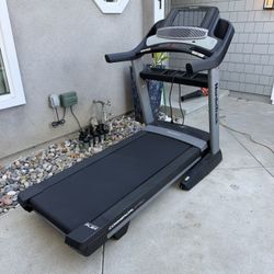 Nordic Track Commercial 2450