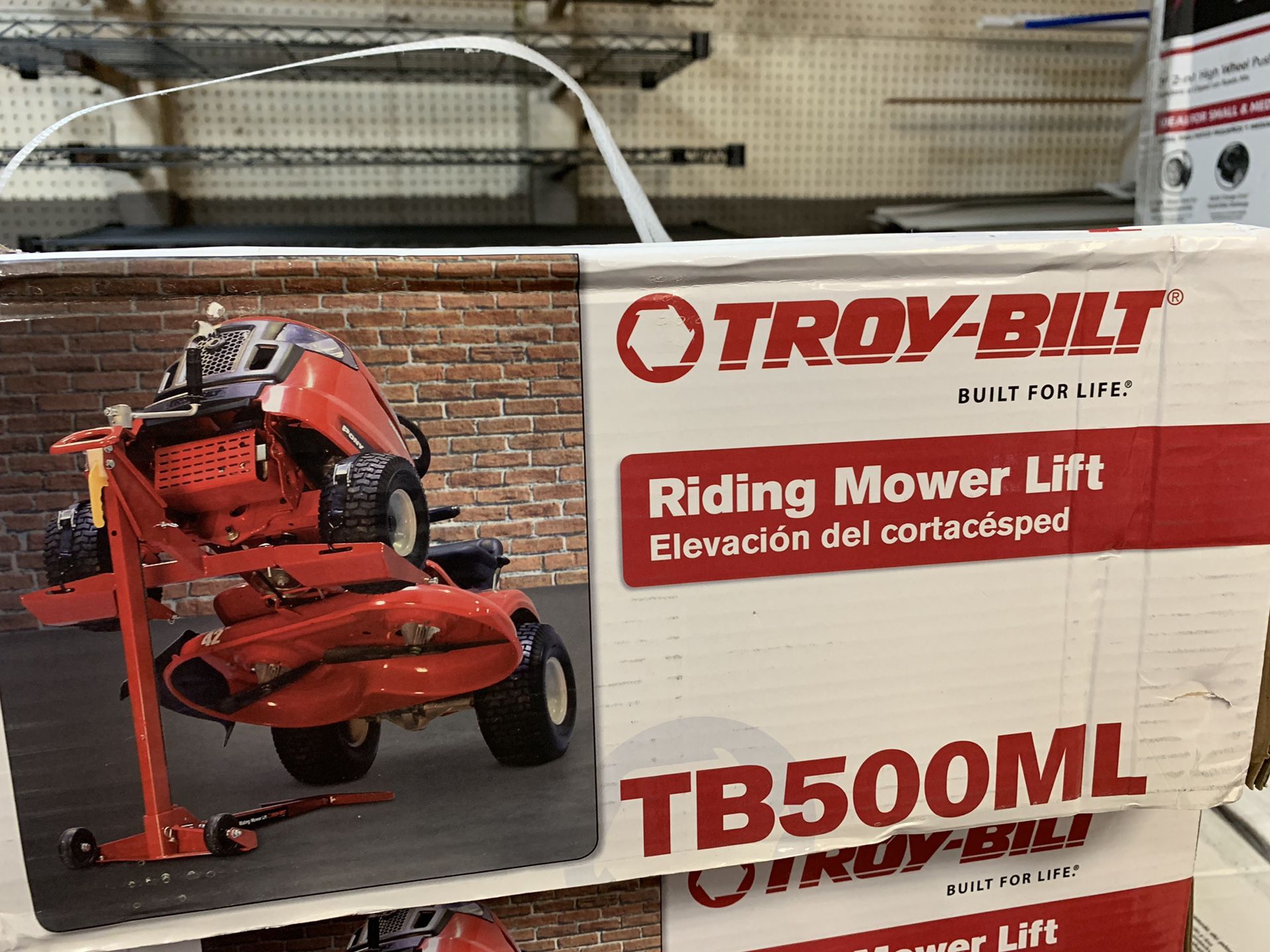 Troy bilt 2025 mower lift