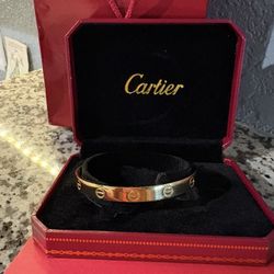 Luxury Bangle 18k Gold Plated 