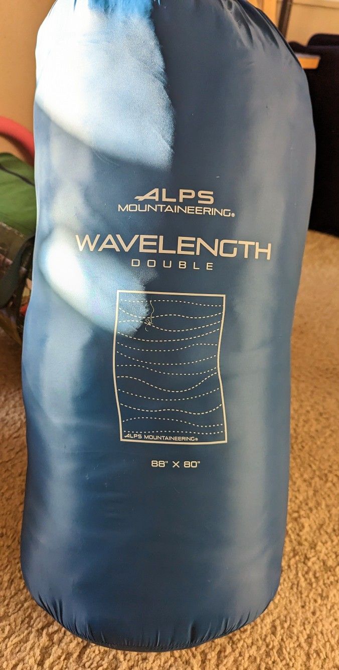 Alps Mountaineering Wavelength Double Camping Blanket