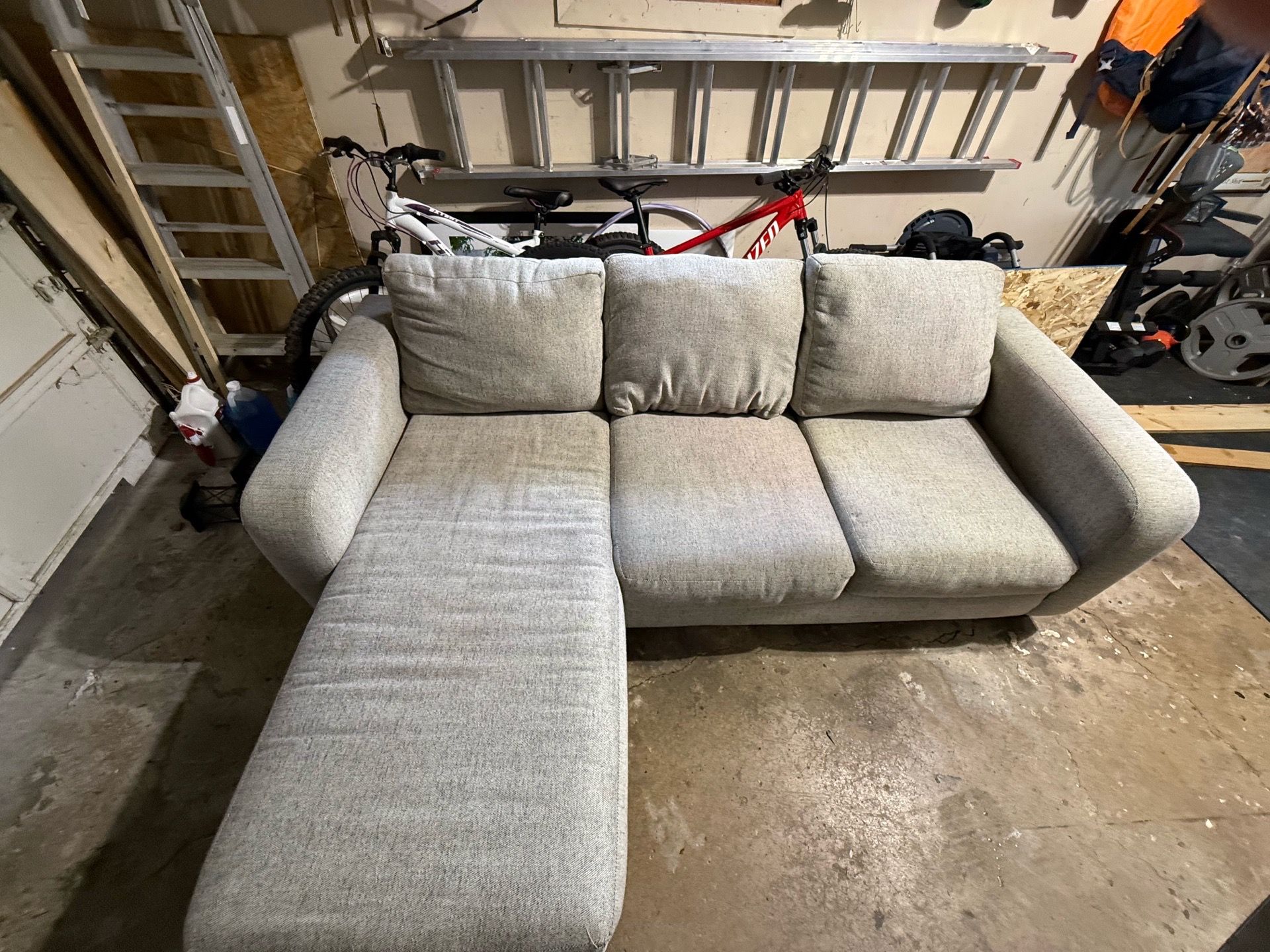 Chase lounge couch