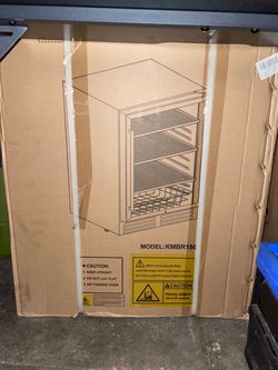 Mini fridge