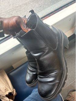 Women size 9 leather boots
