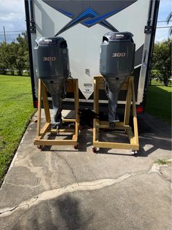 Twin Yamaha 300s