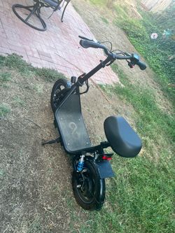 Gyroor e scooter