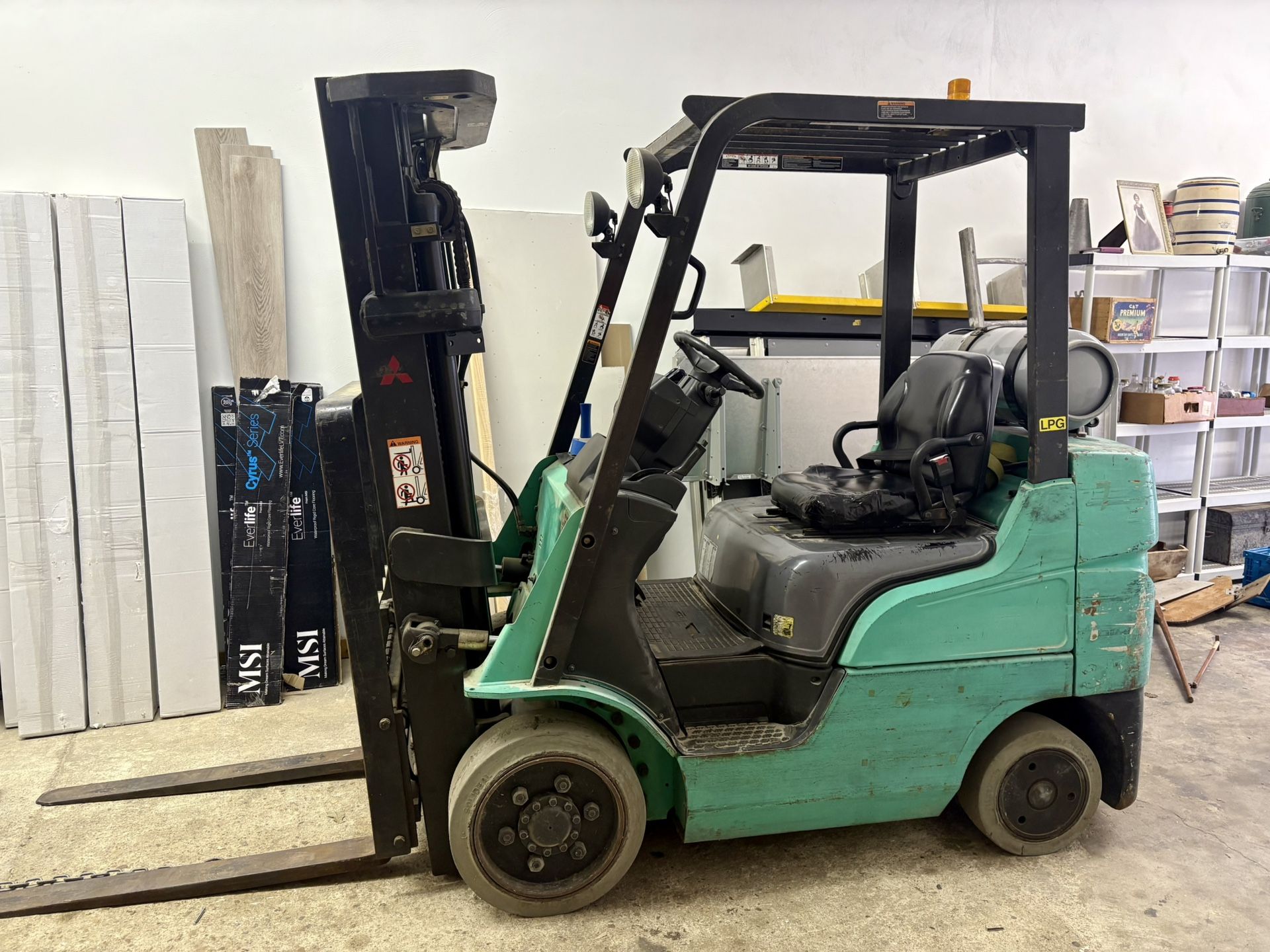 Mistubishi Propane Forklift- Low Hours- Maintenanced Regularly