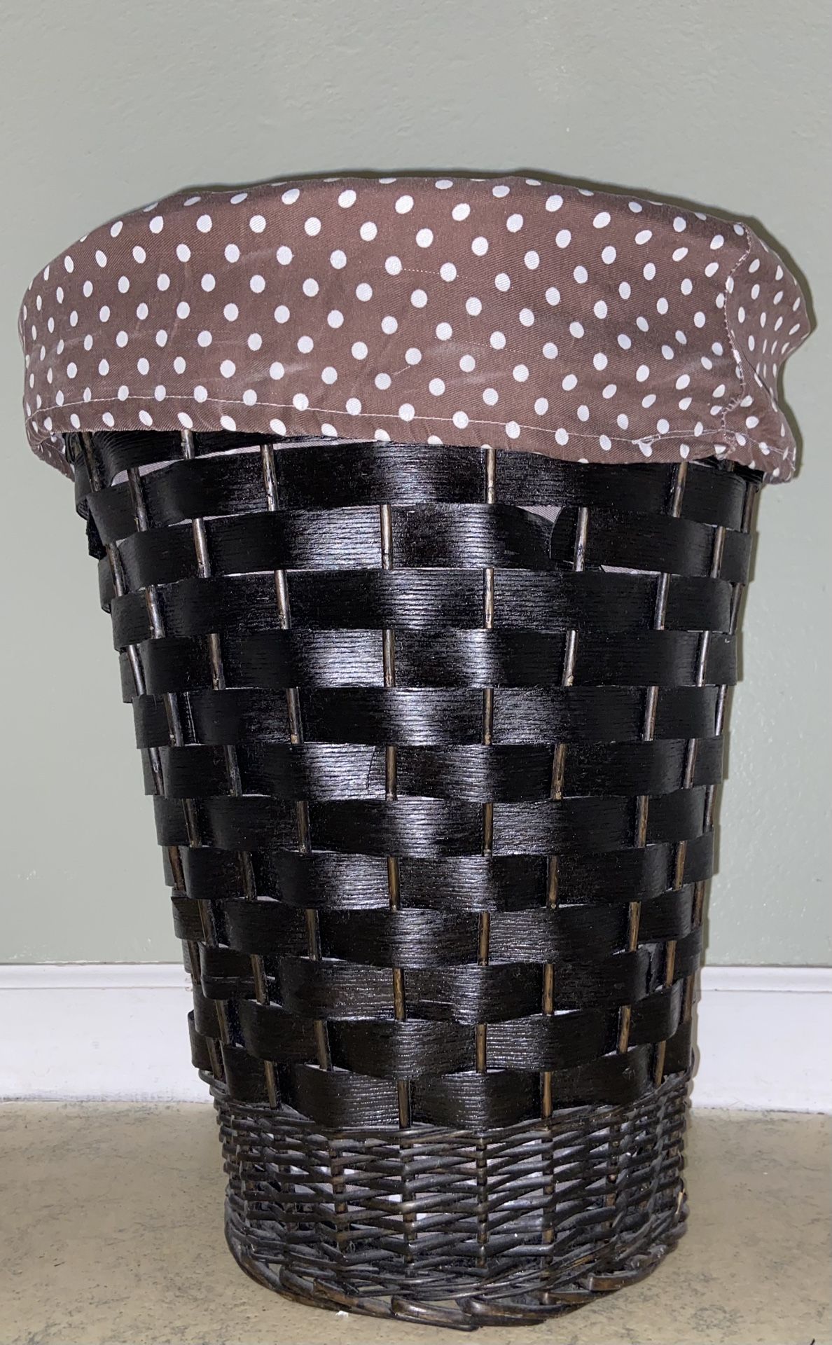 Extra Large Wicker Hamper With Washable Cloth Liner