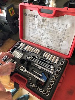 Husky toll hole set new