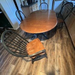Farmhouse Maple Table and  4  Chairs