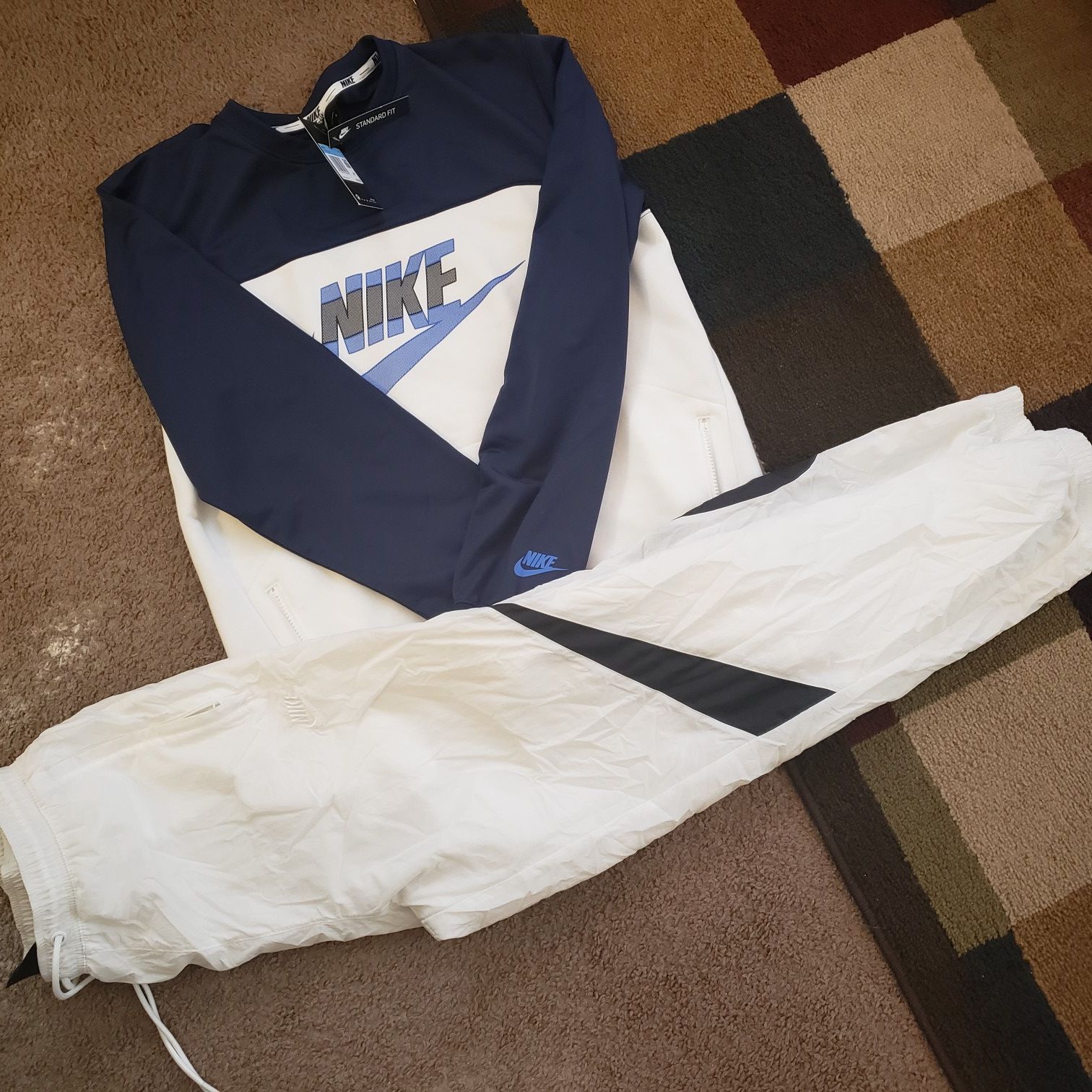 Nike Jogger. Pants S. Crew Brand New size M