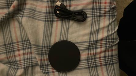Wireless charging pad