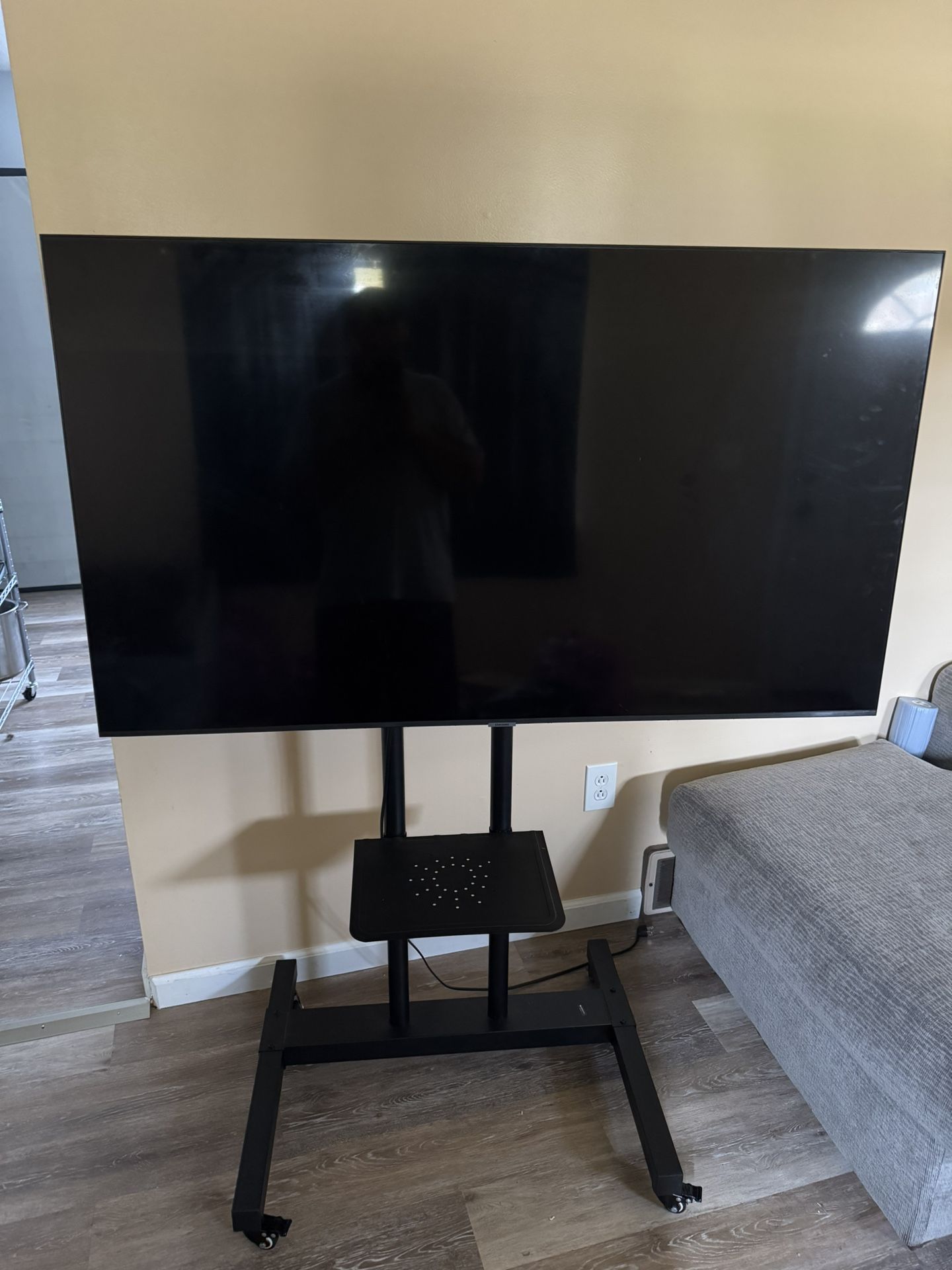 55" Class TU700D 4K Crystal UHD HDR Smart TV (2020)