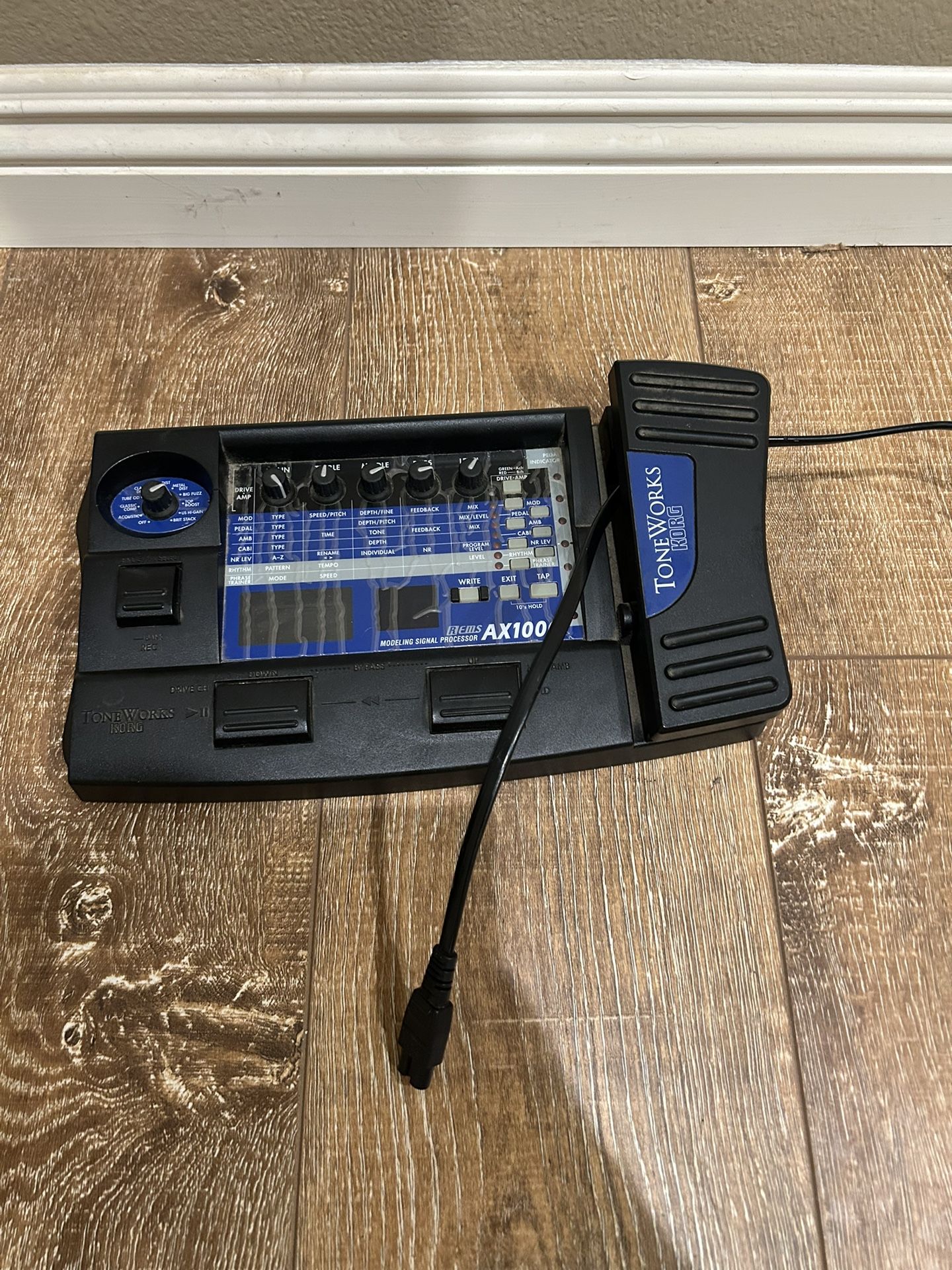 Korg ToneWorks AX100G Guitar Effects Pedal