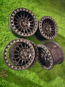 KMC IMPACT BEADLOCK FORD F150 RAPTOR BOLT PATTERN 6X135 PRICE 1000