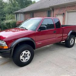2003 Chevrolet S-10 ZR2 Extended Cab 4x4