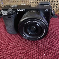 Sony 35 MM Camera With Accessories