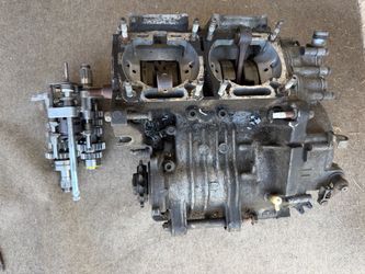 Yamaha TZR250 Engine