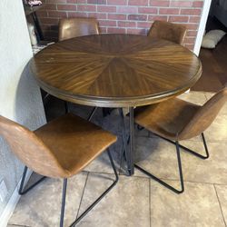 Dinning Table And Chairs