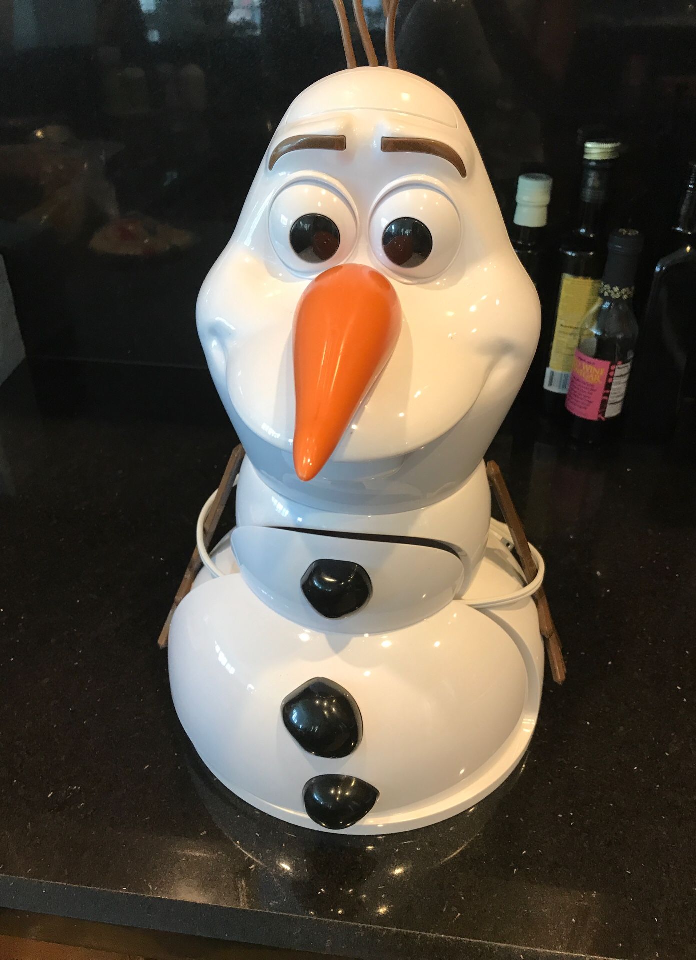 Olaf kids slushy maker