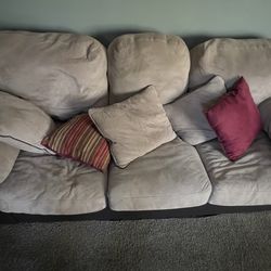 Suede couch (2 couch/sofa set)