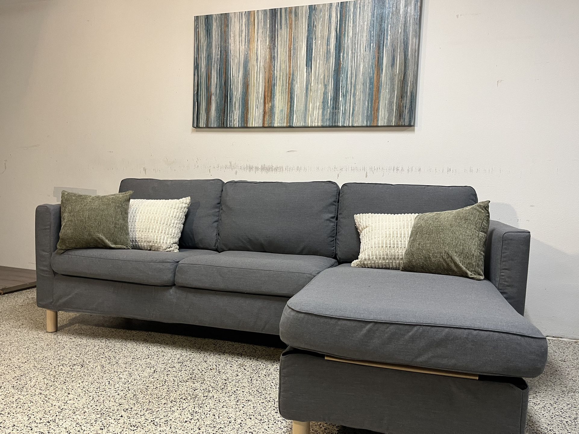 (+Delivery Opt.) Amazing/Reversible L-Shaped Sectional + Storage!