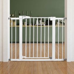 Baby Safety Gate Pressure Mount White 26 to 40 Inches