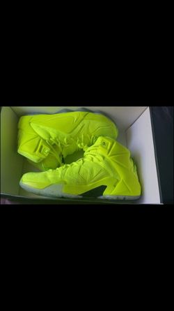 Lebron tennis balls
