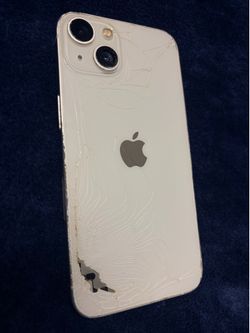 White iPhone 13 - 128gb