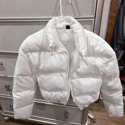 While Puff Jacket.  NEW