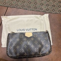 Louis Vuitton Purse