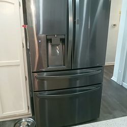 Refridgerator - Make Offers