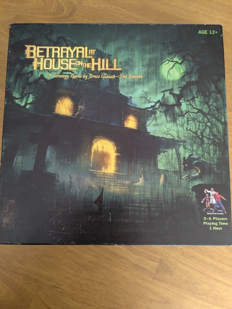 🎲 Betrayal at House on the Hill – Excellent Condition