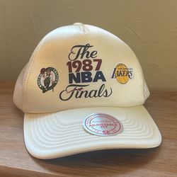 Vintage 1987 Mitchell & Ness Hat