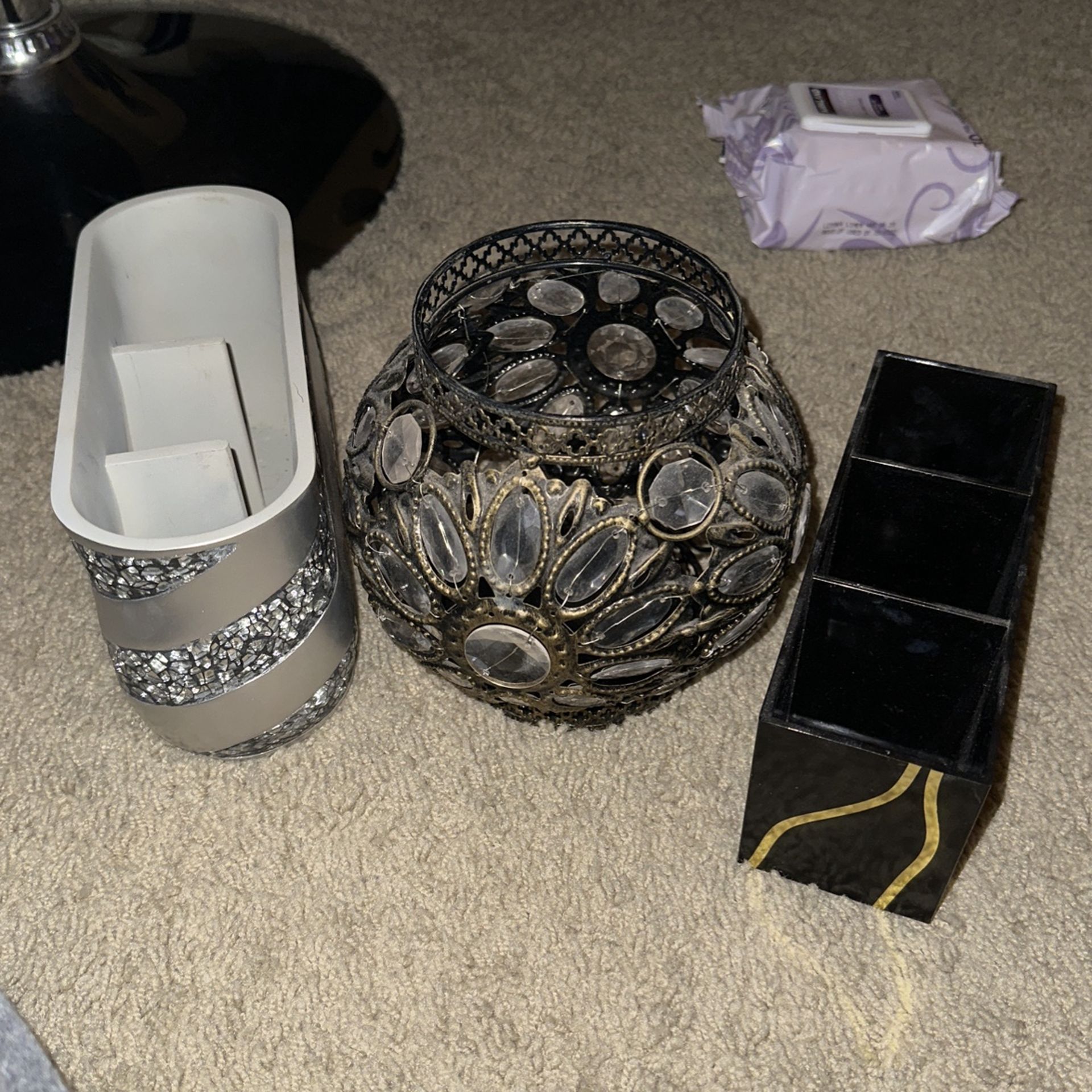 Makeup/Toiletry Storage