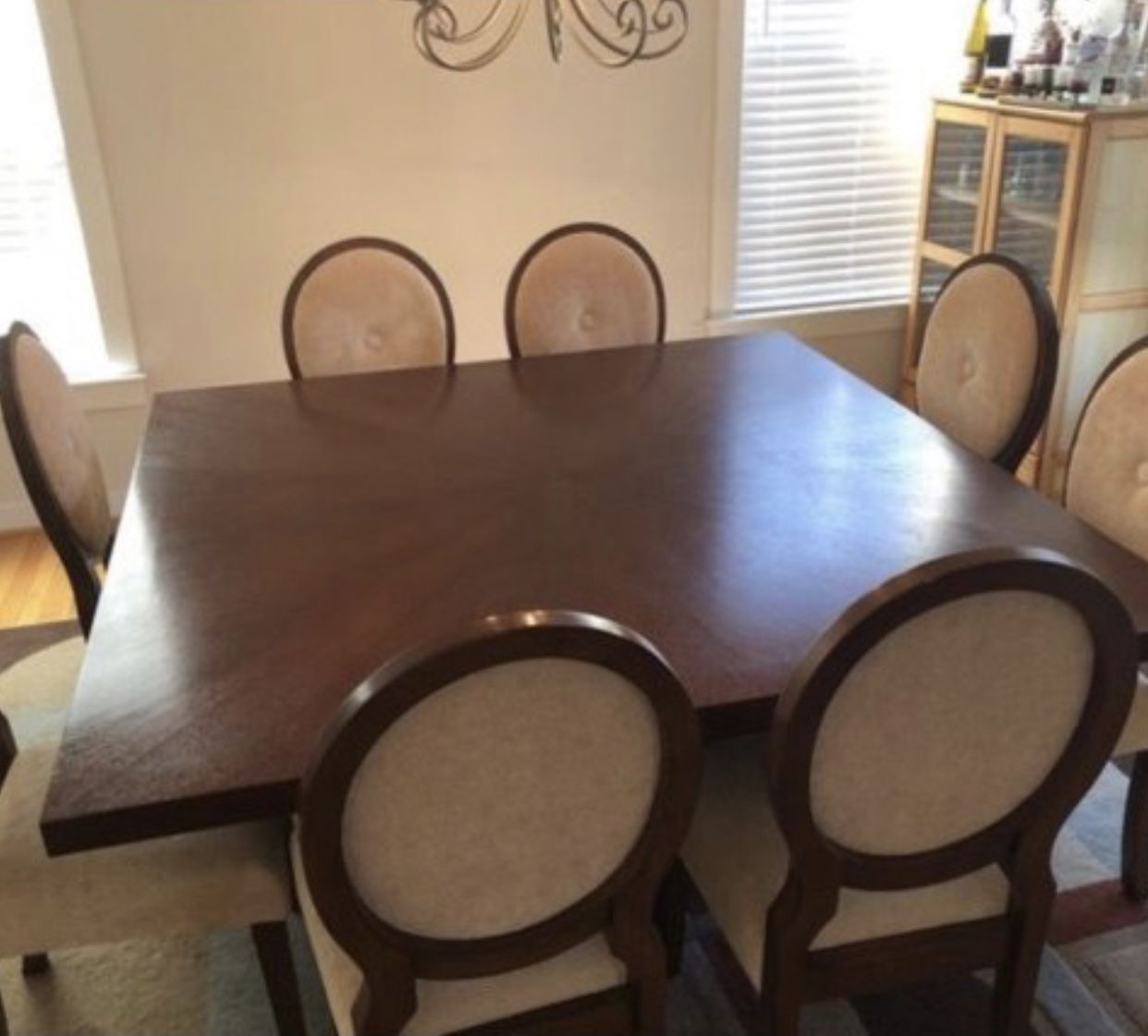 Dining table set 9pc.