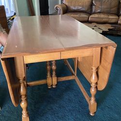 Dining Room Table 