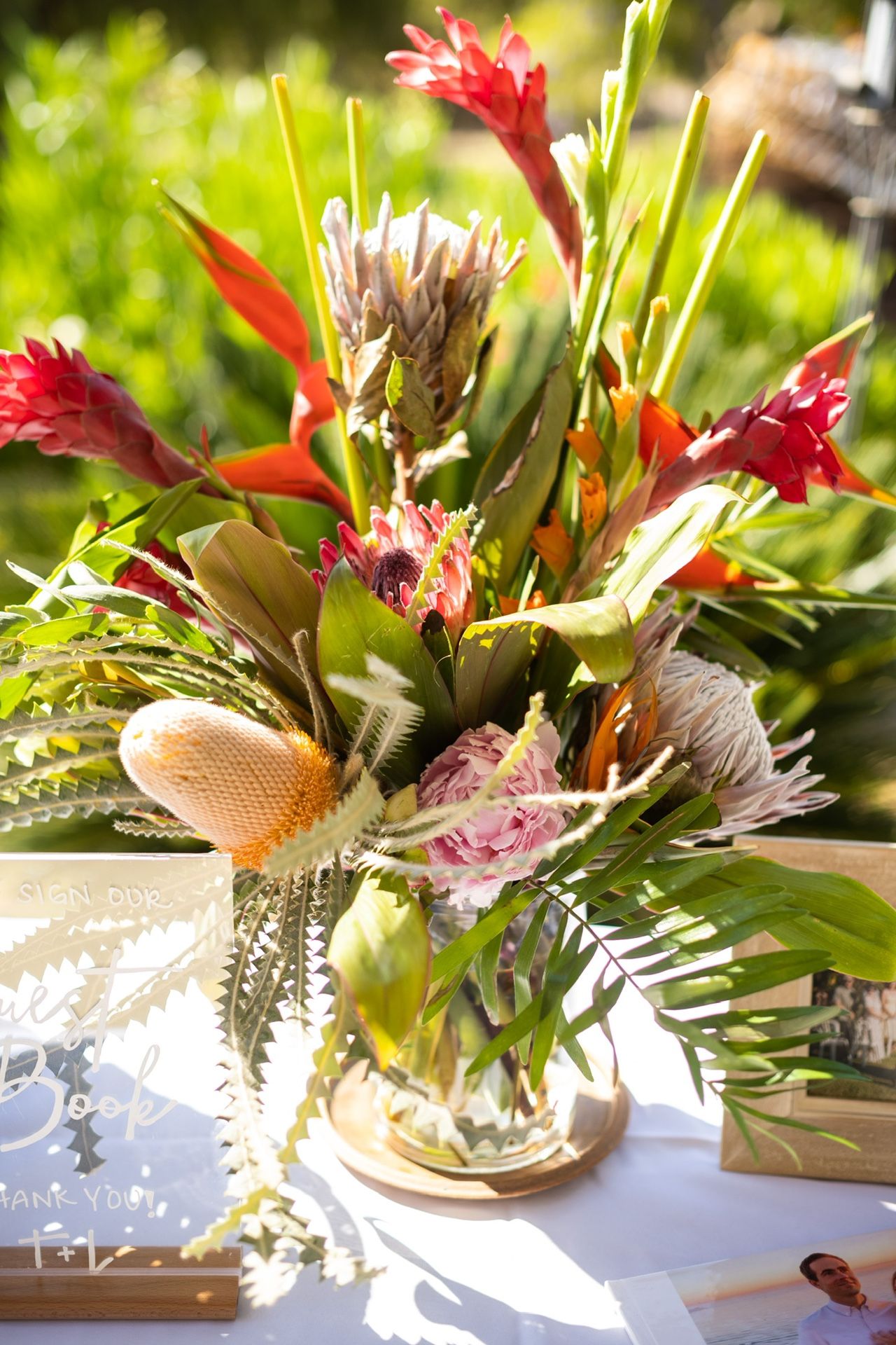 Tropical Fresh Arrangements