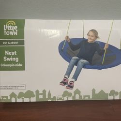 Little Town Nest Swing 