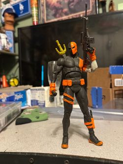 Mcfarlane Deathstroke (with bonus!)