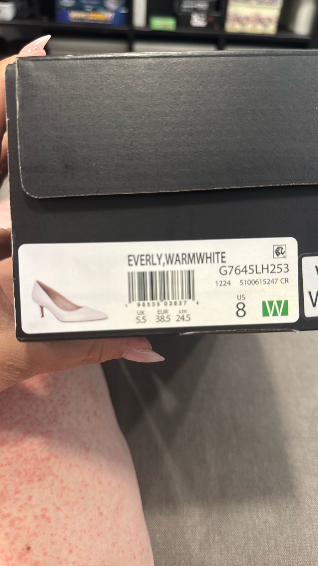 New White Pump - Naturalizer