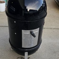 Weber Smokey Mountain 18-inch 