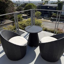 Modani Outdoor Set