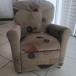 Children's Recliner.