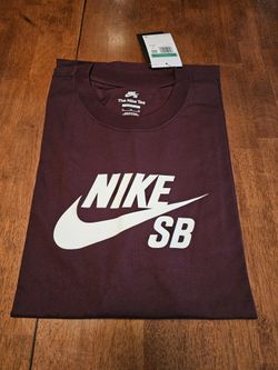 Nike SB _ T-shirt _ Burgandy Crush _ XL  - Brand New