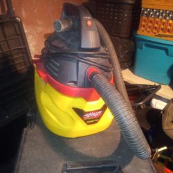 Wet/Dry Shop Vac 