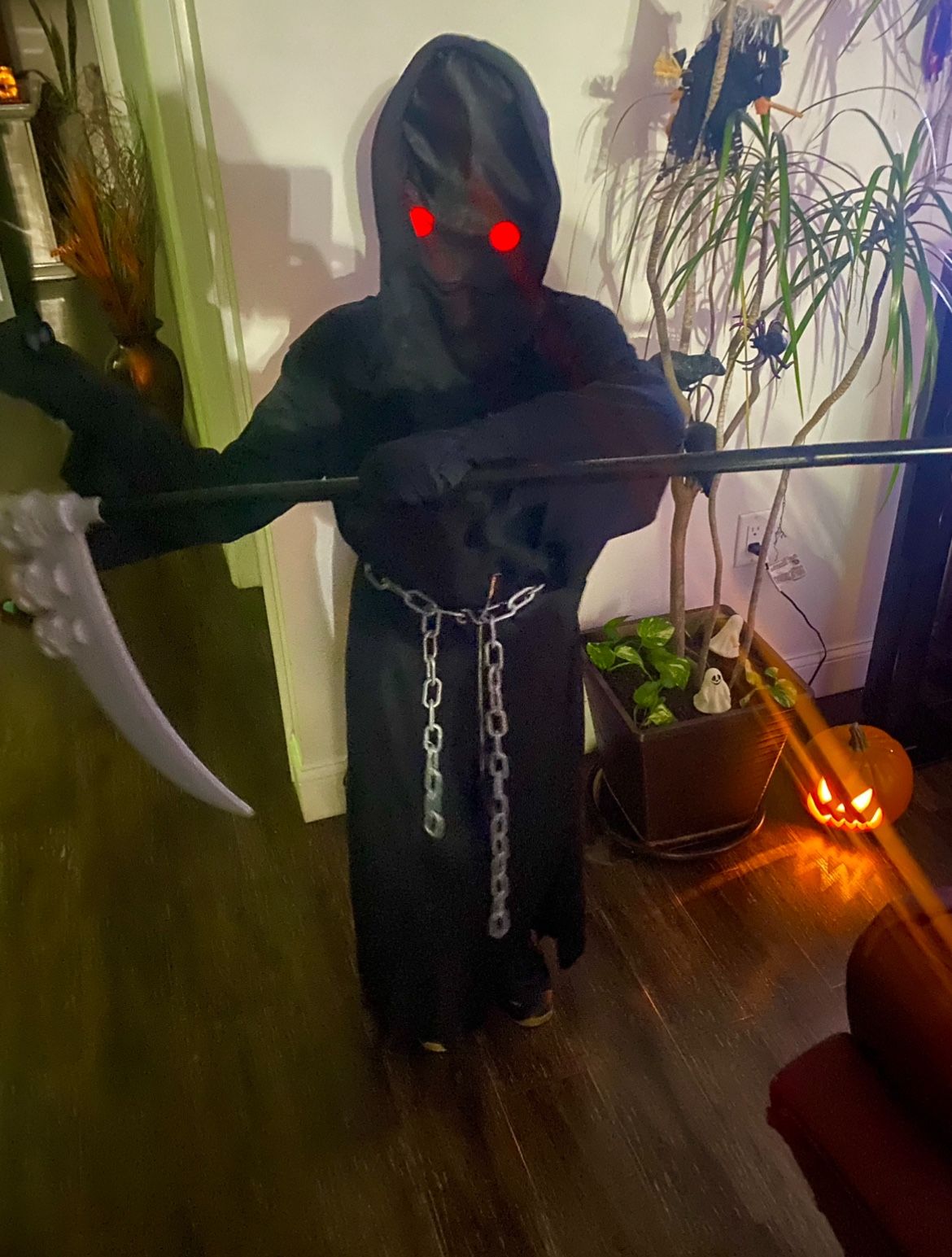 Grim Reaper costume with accessories for 11-year-old boy